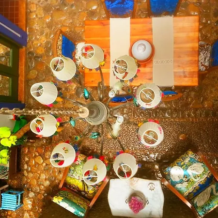 Cemil Ipekci בית אירוח *