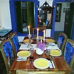 Cemil Ipekci * בודרום